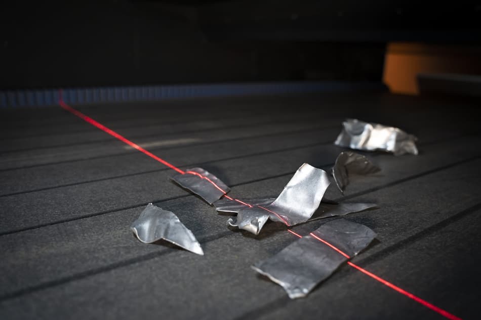 Aluminum on conveyer belt