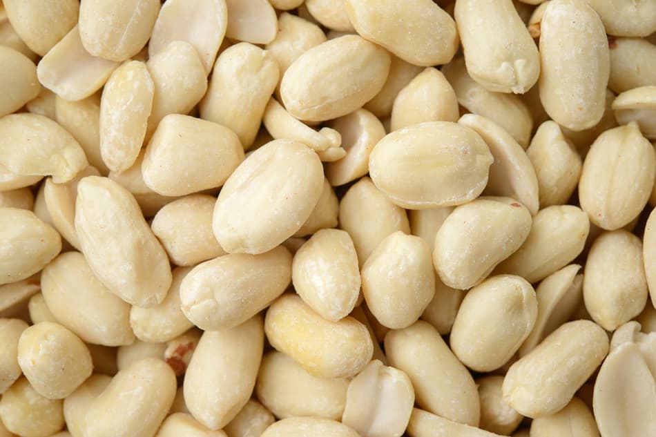 Peeled nuts