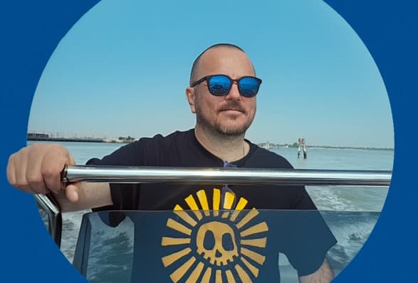 Davide Bertolin, Service Manager