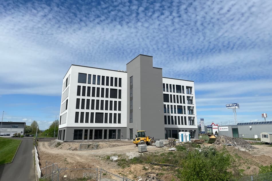 TOMRA recycling HQ, New Building MK