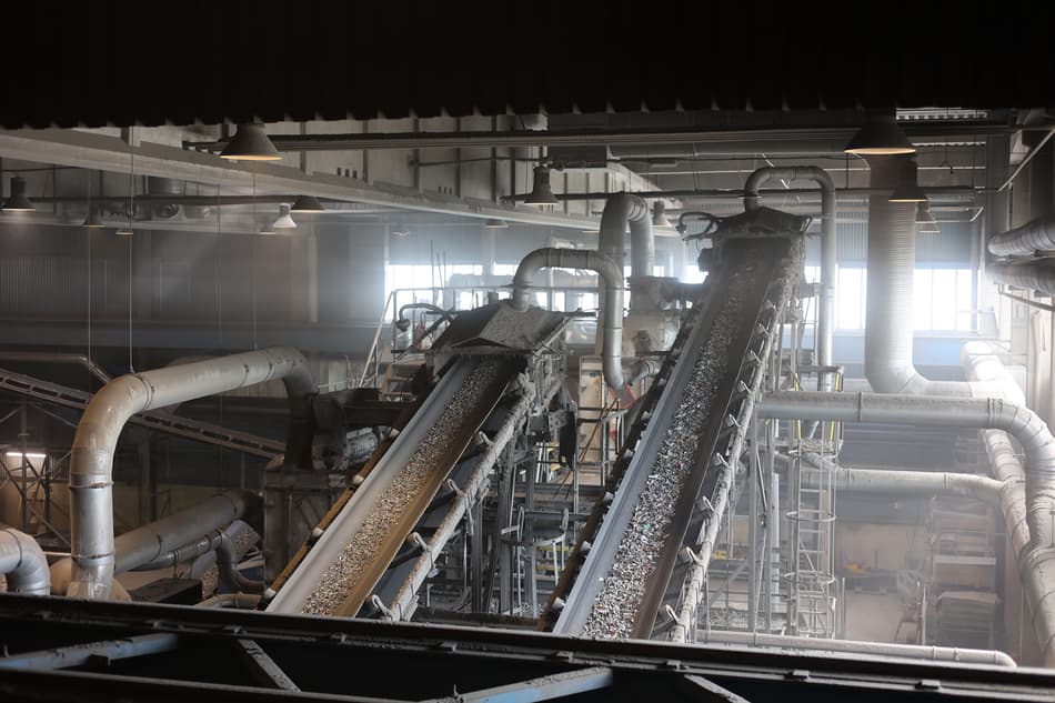 Waste processing planet