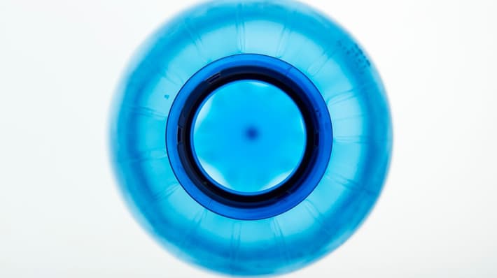 bpttom of plastic bottle pet bottle eye