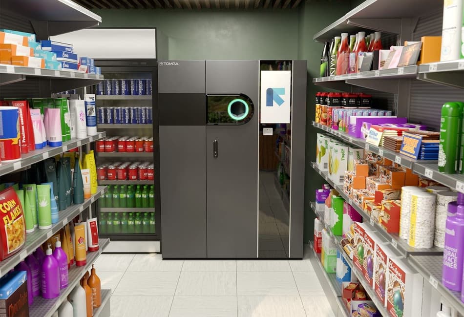 TOMRA B7 model with compact reverse vending machine design