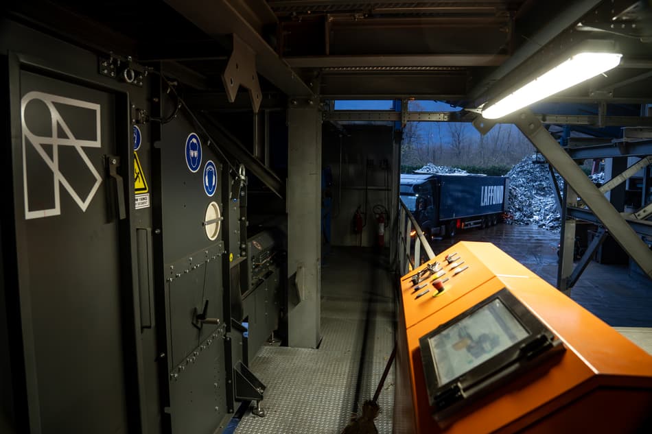 AUTOSORT PULSE, X-TRACT and FINDER power Cusiana’s multi-stage aluminum sorting setup
