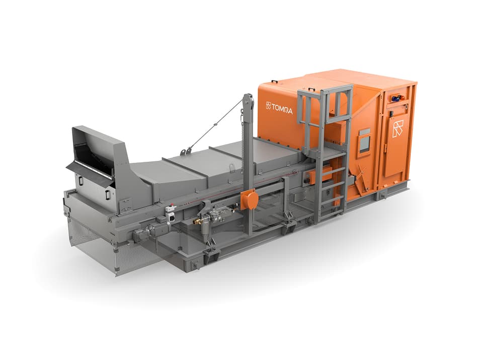 TOMRA’s X-TRACT™ for waste wood applications.low res