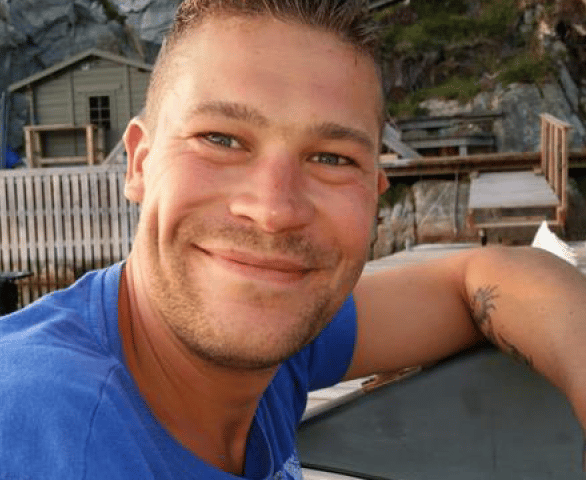 Dustin, Außendiensttechniker