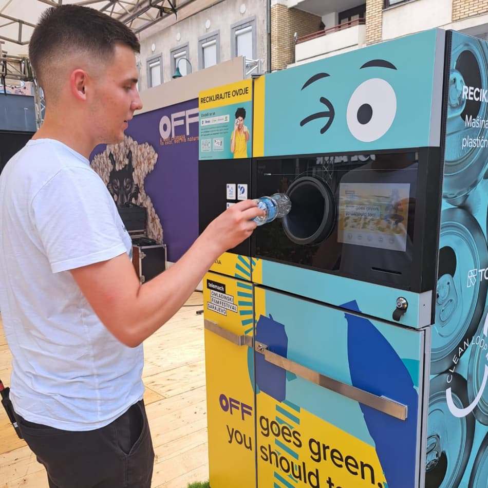 men recycling