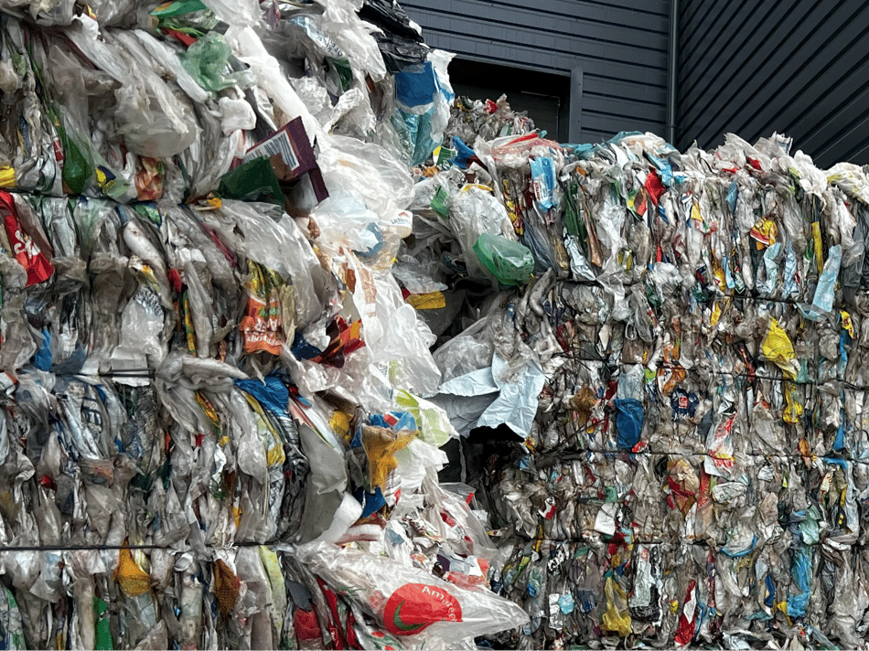 Polyethylene meterials for recycling