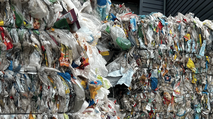 Polyethylene meterials for recycling